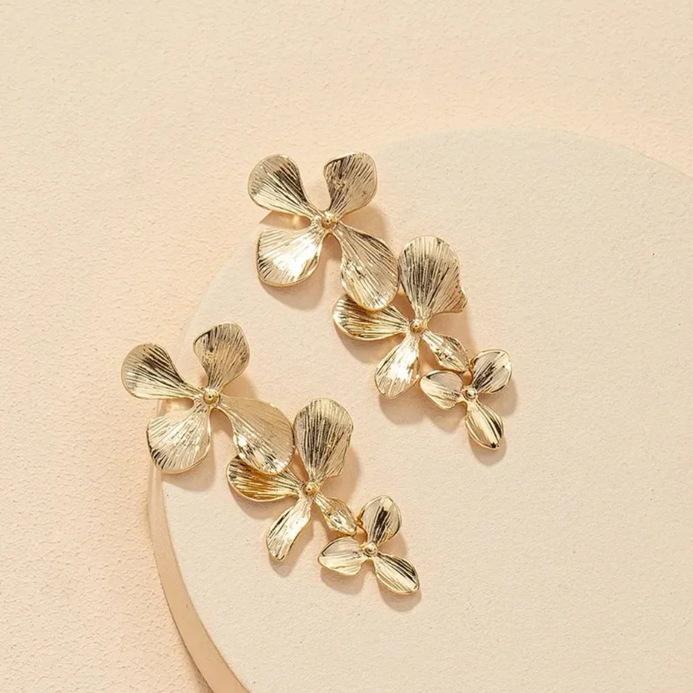 Gold Three Tier Gilded Floral Flower Drop Earrings NEW - Picture 2 of 6